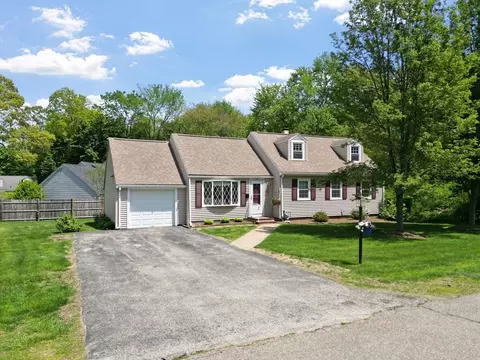 142 Bald Eagle Rd, Weymouth, MA 02190