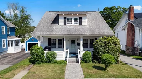 119 Chestnut St, Southbridge, MA 01550