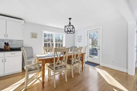 578 Huckins Neck Rd, Centerville, MA 02632 photo 9