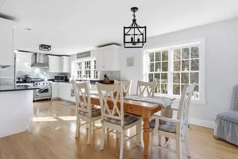 578 Huckins Neck Rd, Centerville, MA 02632 photo 8