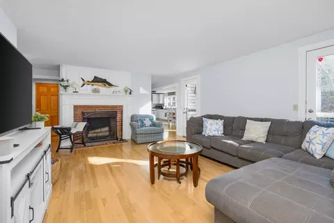 578 Huckins Neck Rd, Centerville, MA 02632 photo 13