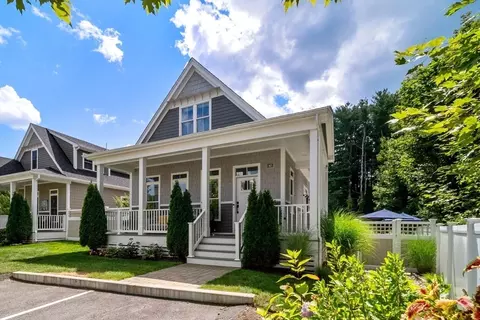 62 Boydes Xing, Norfolk, MA 02056