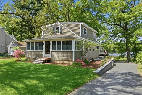 44 Sandy Pond Rd, Ayer, MA 01432