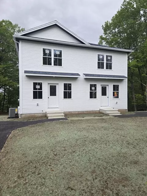 71 Pine St #A, Warren, MA 01083
