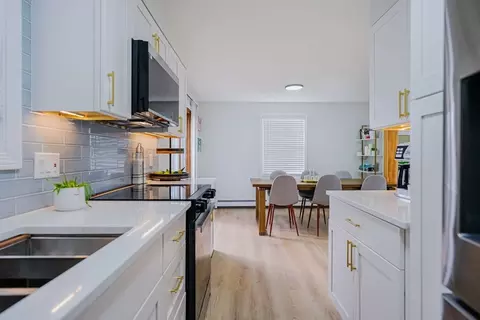 27 Silver Rd #27, Everett, MA 02149
