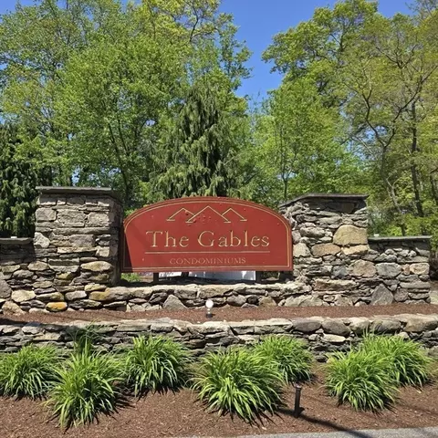 521 Hampton Way #521, Abington, MA 02351