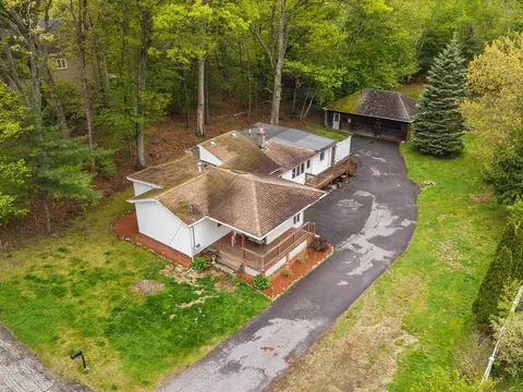 19 Cedar Rd, Shrewsbury, MA 01545
