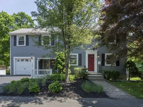 24 School St, Milton, MA 02186