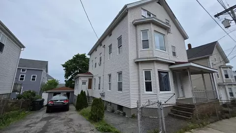 155 Grant St, Fall River, MA 02721