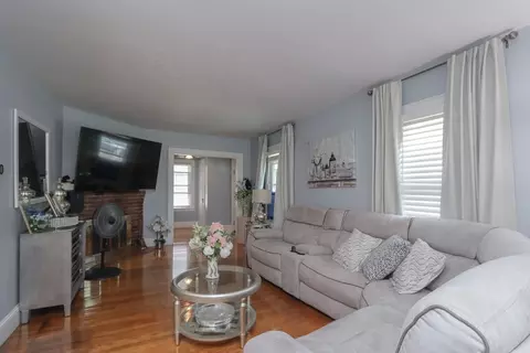 Other - 34 Preston St, Springfield, MA 01109 photo 2 of 8