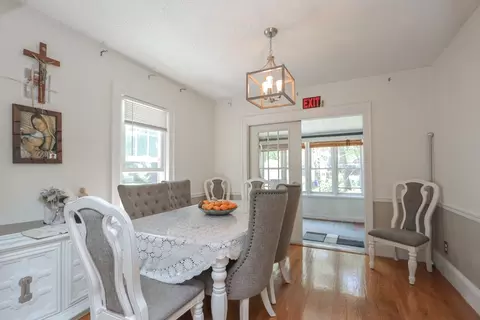 Dining - 34 Preston St, Springfield, MA 01109 photo 2 of 2