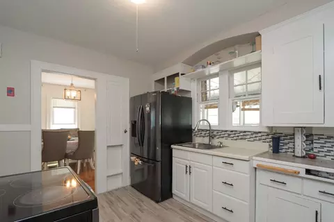 Kitchen - 34 Preston St, Springfield, MA 01109 photo 1 of 4