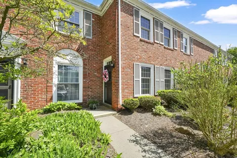 148 Jamestown Dr #148, Springfield, MA 01108