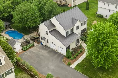 83 Pleasant St, Ayer, MA 01432