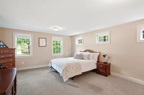 22 Longmeadow Dr, Canton, MA 02021 photo 18