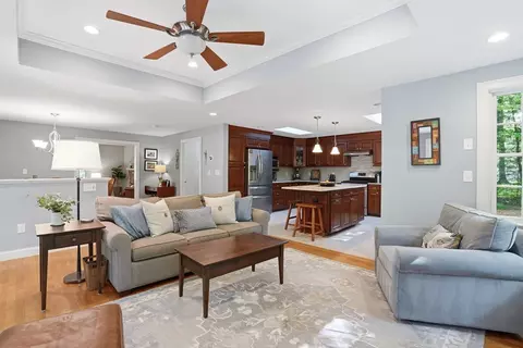 22 Longmeadow Dr, Canton, MA 02021 photo 35