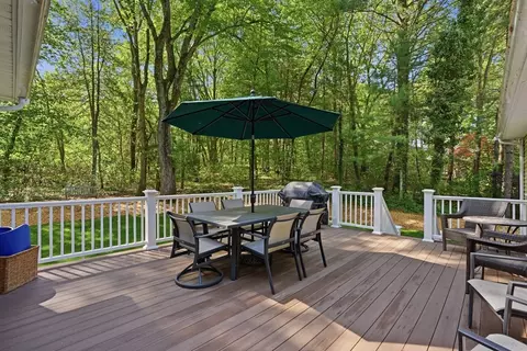 22 Longmeadow Dr, Canton, MA 02021 photo 9