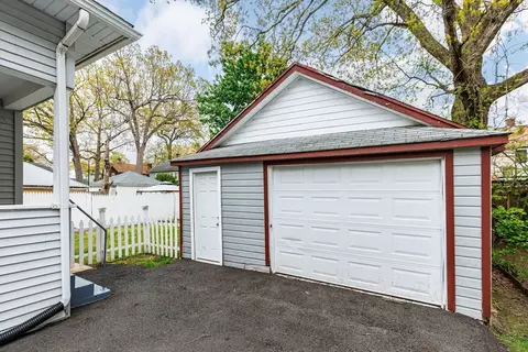 79 Marsden St, Springfield, MA 01109 photo 6