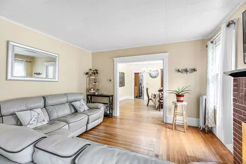 79 Marsden St, Springfield, MA 01109 photo 10