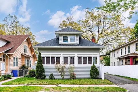 79 Marsden St, Springfield, MA 01109