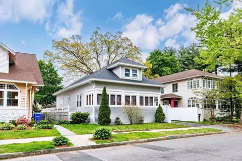 79 Marsden St, Springfield, MA 01109 photo 3
