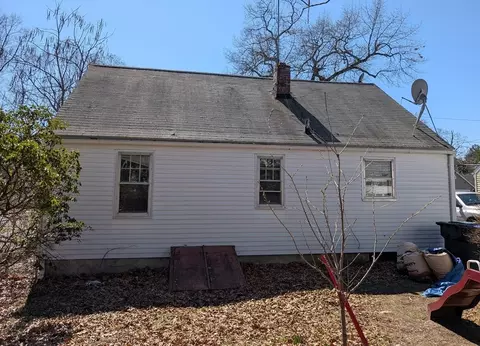 141 Shawmut St, Springfield, MA 01108 photo 3