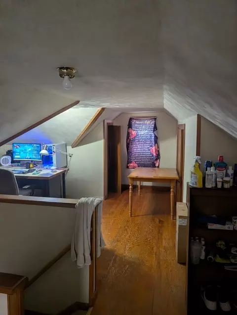 141 Shawmut St, Springfield, MA 01108 photo 12