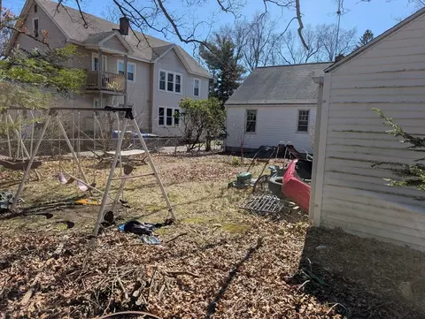 141 Shawmut St, Springfield, MA 01108 photo 17