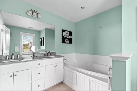 2 Beach Plum Ln #E, Bourne, MA 02532 photo 14