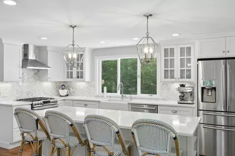 24 Fowler St, Upton, MA 01568 photo 6