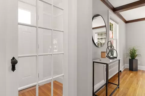 85 Mineral St, Reading, MA 01867 photo 5