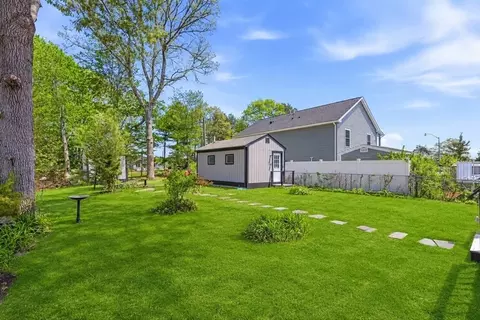 Exterior - 64 Rosepoint Ave, Wareham, MA 02576 photo 2 of 5