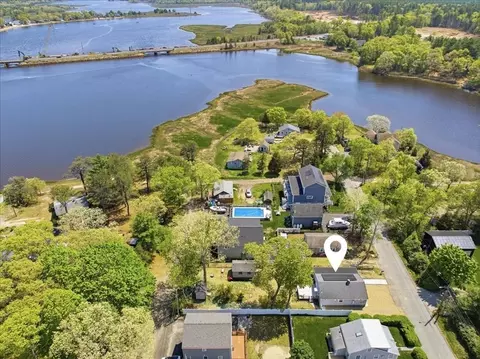View/Area - 64 Rosepoint Ave, Wareham, MA 02576 photo 3 of 5