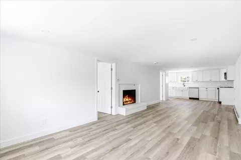 Living - 64 Rosepoint Ave, Wareham, MA 02576 photo 2 of 5