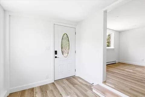 Entry Way - 64 Rosepoint Ave, Wareham, MA 02576 photo 1 of 3