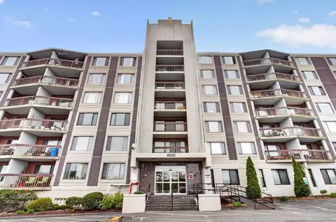1500 Worcester Rd #308, Framingham, MA 01702