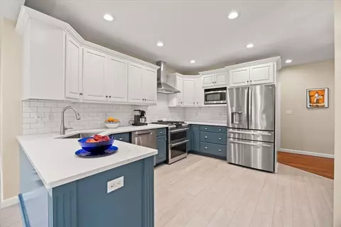 2 Boulder Rd, Bourne, MA 02532 photo 4