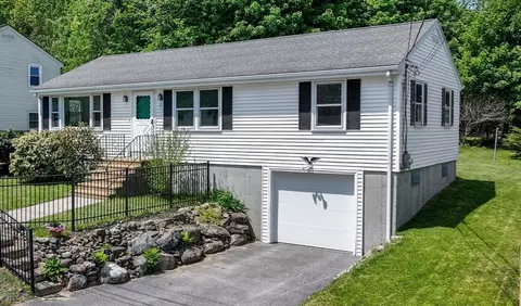 6 Tucker St, Worcester, MA 01606