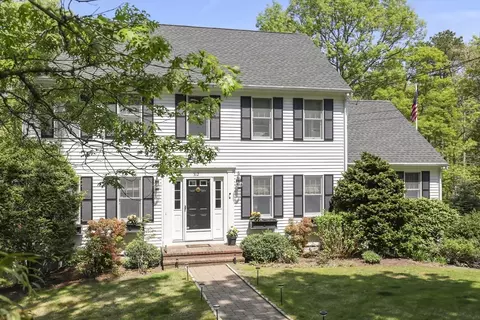 312 Setucket Rd, Dennis, MA 02638