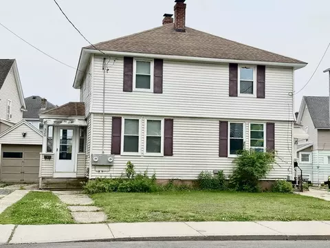 318-320 Winsor St, Ludlow, MA 01056