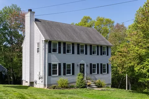 40 Idora Ave, Haverhill, MA 01832