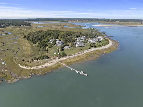 12 Trouants Is #12, Marshfield, MA 02050
