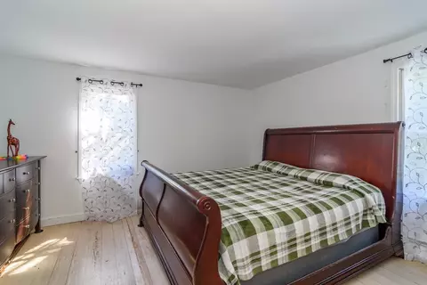 Bedroom - 191 James Cir, Mashpee, MA 02649 photo 1 of 3