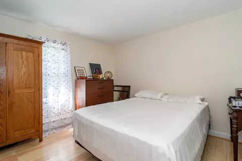 Bedroom - 191 James Cir, Mashpee, MA 02649 photo 2 of 3