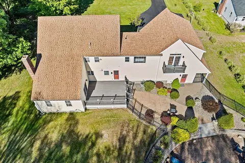 View/Area - 86 Mowry St, Mendon, MA 01756 photo 2 of 2