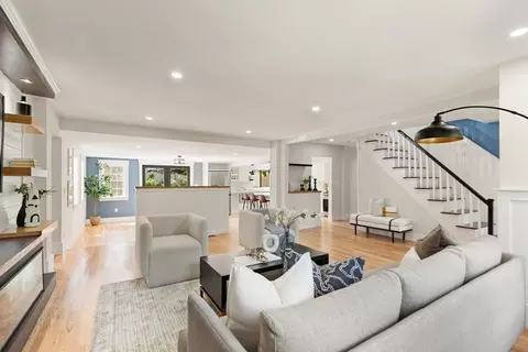 Other - 190 Main Strteet, Reading, MA 01867 photo 2 of 11