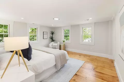 Bedroom - 190 Main Strteet, Reading, MA 01867 photo 1 of 3