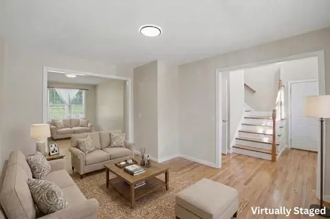 Living - 20 Duluth St, Worcester, MA 01604 photo 1 of 8