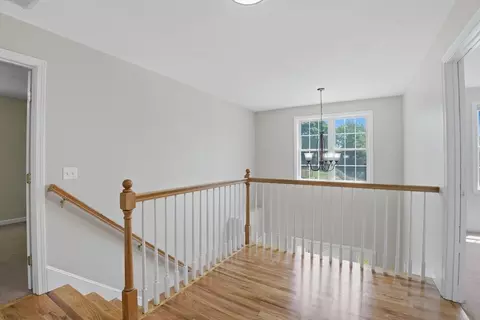 Entry Way - 20 Duluth St, Worcester, MA 01604 photo 3 of 3