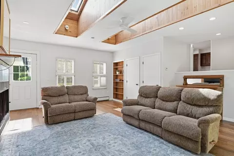 116 Williams St, Longmeadow, MA 01106 photo 14